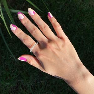 TRANSPARENT BEADED RING